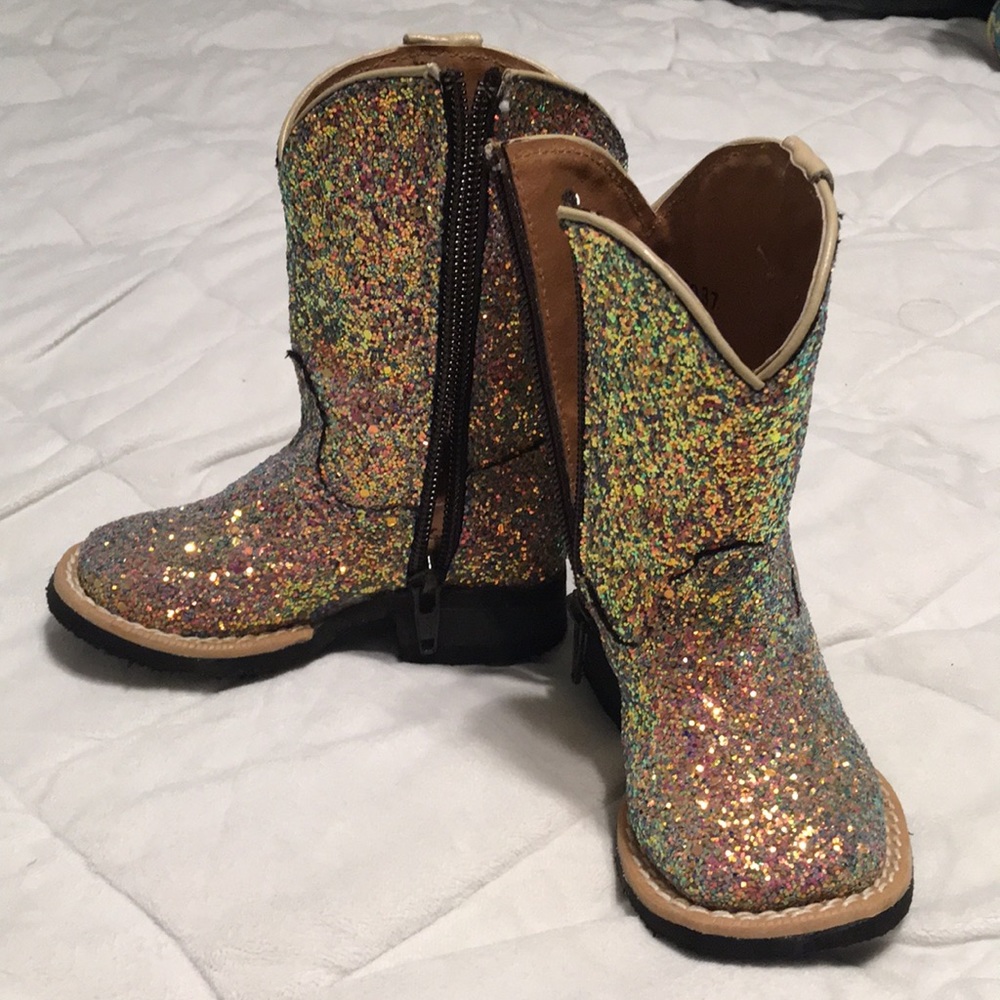 Super sparkly toddler size 5 cowgirl boots